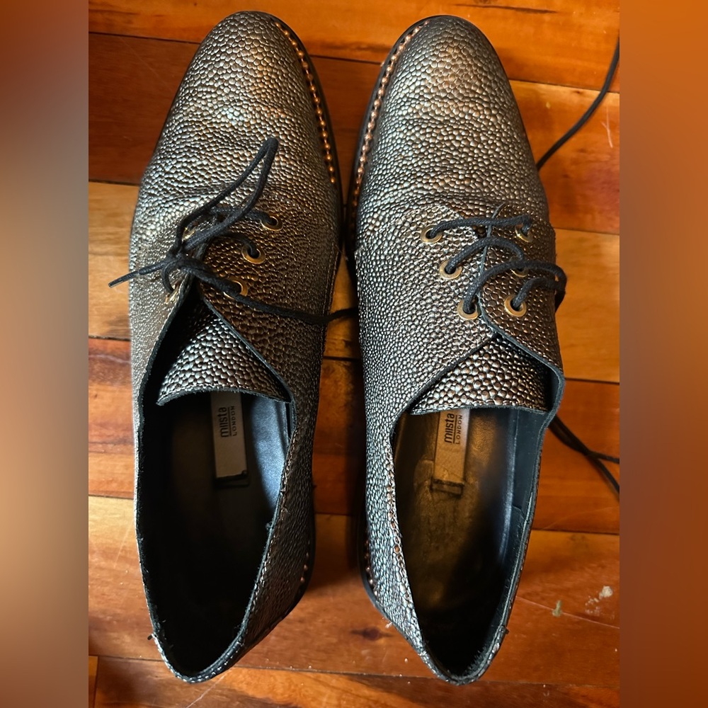 Miista Black Textured Leather Shoes bronze pebbled brogue
